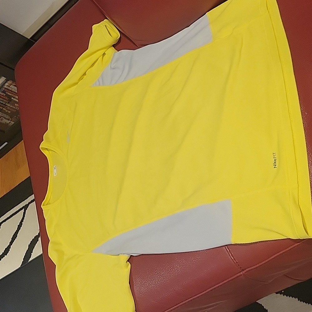 Nike Fit shirt